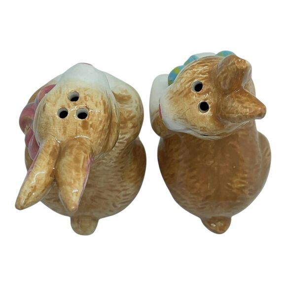 Vintage Brown Bunnies with Pink & Blue Bow around Neck Salt and Pepper Shakers - Picture 6 of 16